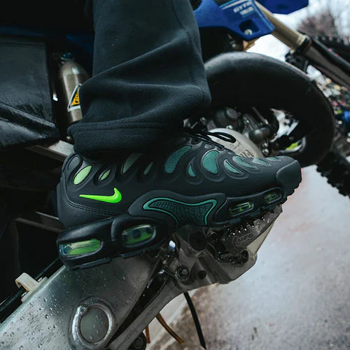 Nike Air Max Tuned 1 Drift