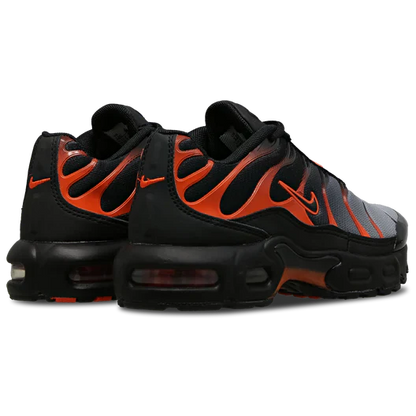 NIKE AIR MAX PLUS 1 TUNED BLACK/TEAM ORANGE