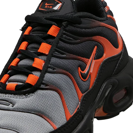 NIKE AIR MAX PLUS 1 TUNED BLACK/TEAM ORANGE